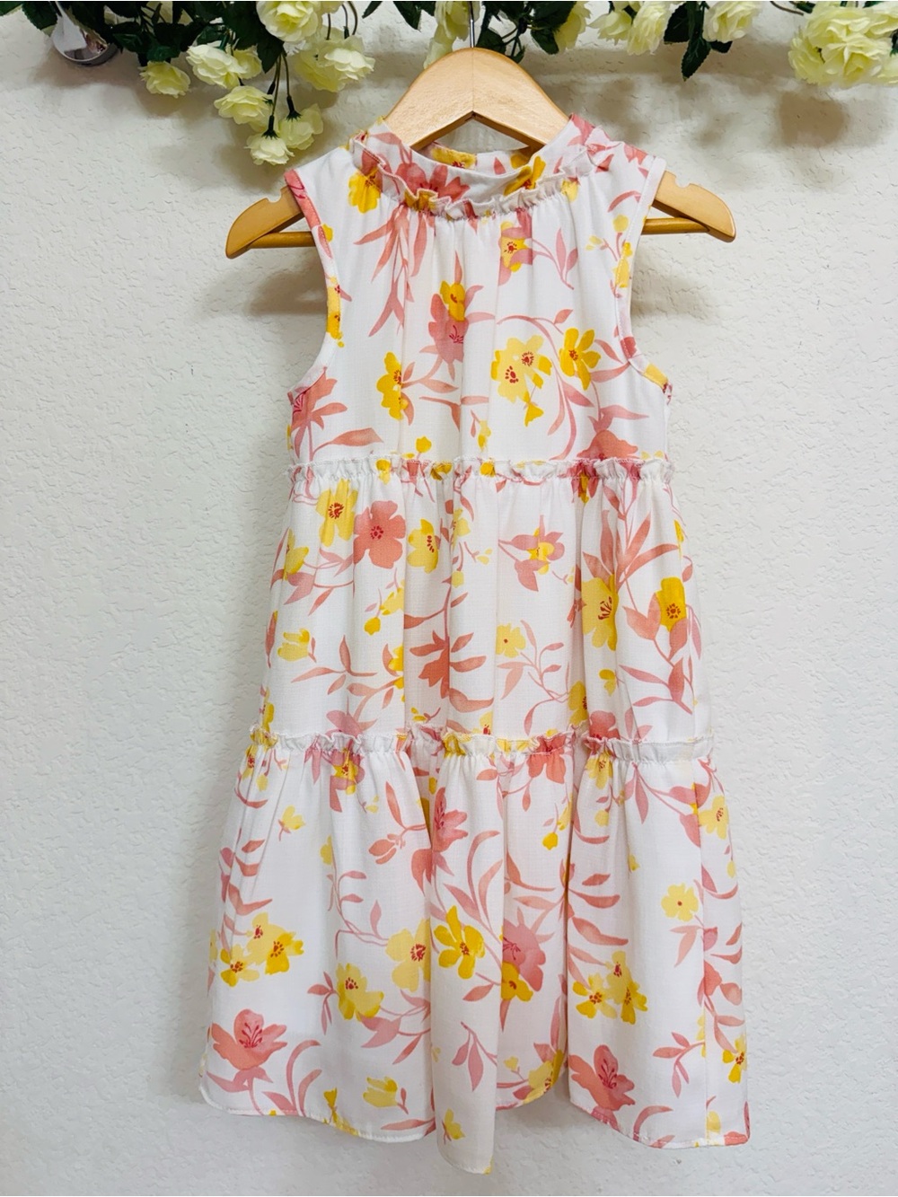 Gianni Bini • Girls White Pink Yellow Floral Tiered Ruffle Dress Size 5